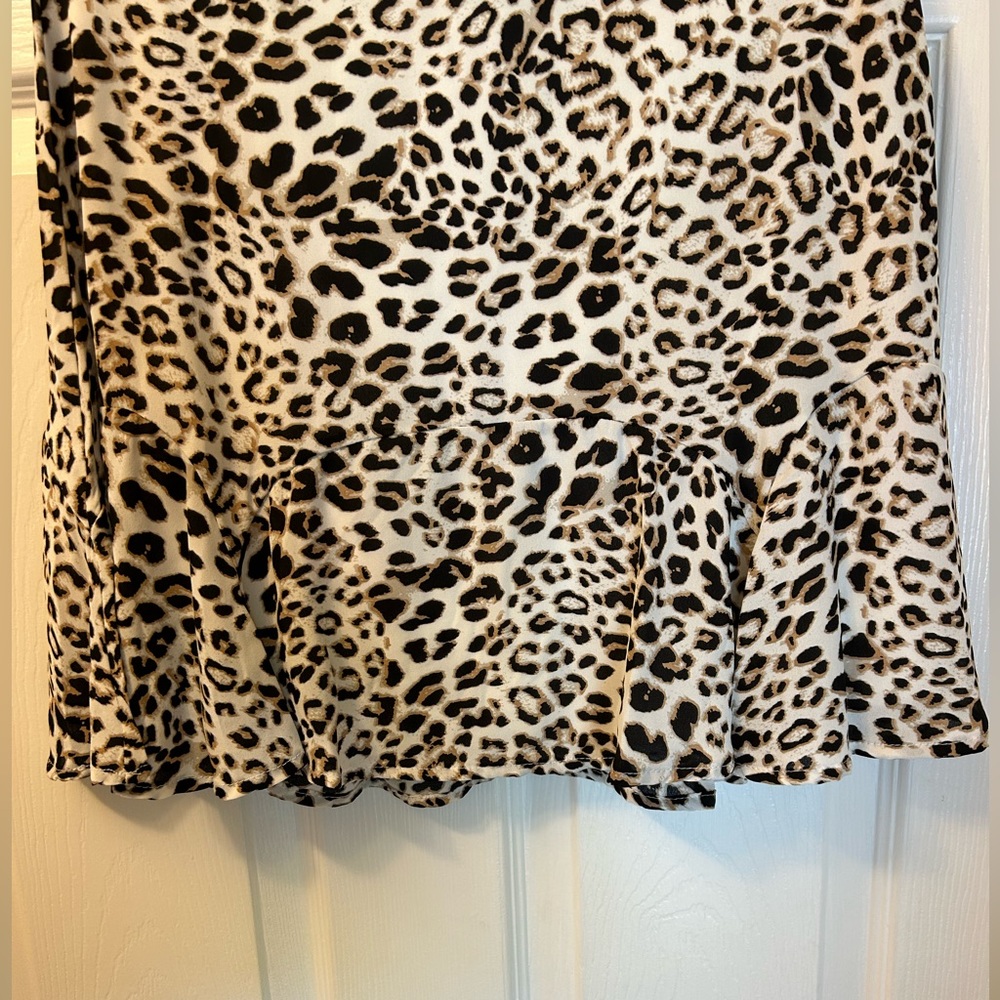 Leopard Print Flow Hem Skirt - Picture 6 of 10